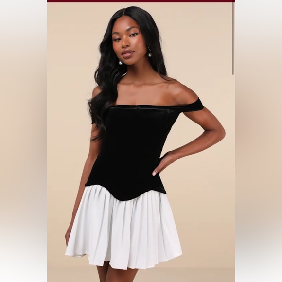Lulus Dresses & Skirts - Savannah Black and White Off-the-Shoulder
Mini Dress